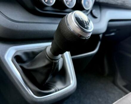 Черный Рено Трафик, объемом двигателя 2 л и пробегом 81 тыс. км за 27900 $, фото 75 на Automoto.ua