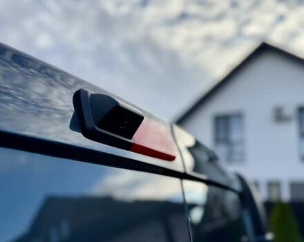 Черный Рено Трафик, объемом двигателя 2 л и пробегом 81 тыс. км за 27900 $, фото 38 на Automoto.ua