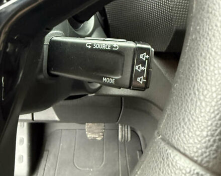 Черный Рено Трафик, объемом двигателя 2 л и пробегом 65 тыс. км за 29900 $, фото 37 на Automoto.ua