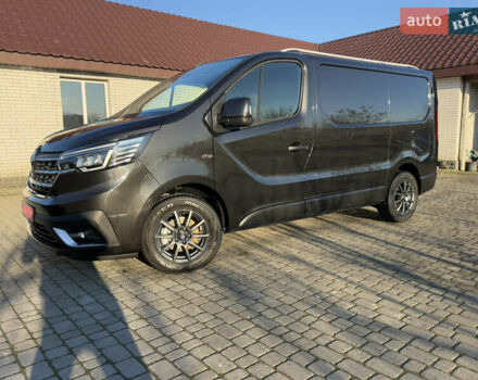 Черный Рено Трафик, объемом двигателя 2 л и пробегом 179 тыс. км за 23450 $, фото 2 на Automoto.ua