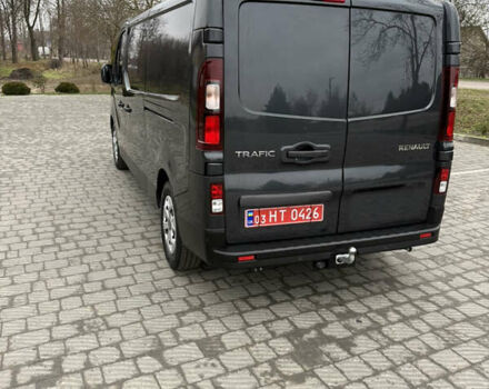 Черный Рено Трафик, объемом двигателя 2 л и пробегом 65 тыс. км за 29900 $, фото 9 на Automoto.ua