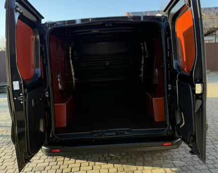 Черный Рено Трафик, объемом двигателя 2 л и пробегом 179 тыс. км за 23450 $, фото 53 на Automoto.ua