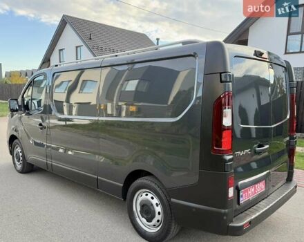 Черный Рено Трафик, объемом двигателя 2 л и пробегом 81 тыс. км за 27900 $, фото 24 на Automoto.ua