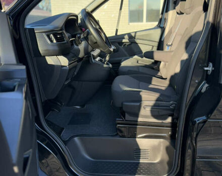 Черный Рено Трафик, объемом двигателя 2 л и пробегом 179 тыс. км за 23450 $, фото 80 на Automoto.ua