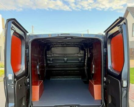 Черный Рено Трафик, объемом двигателя 2 л и пробегом 81 тыс. км за 27900 $, фото 44 на Automoto.ua