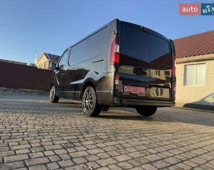 Черный Рено Трафик, объемом двигателя 2 л и пробегом 179 тыс. км за 23450 $, фото 142 на Automoto.ua