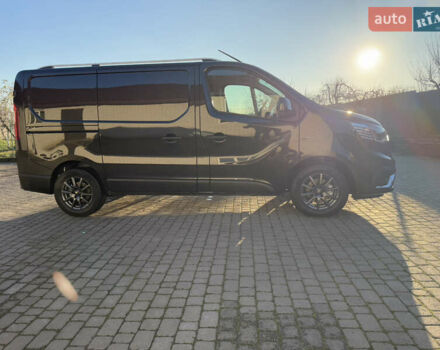 Черный Рено Трафик, объемом двигателя 2 л и пробегом 179 тыс. км за 23450 $, фото 151 на Automoto.ua
