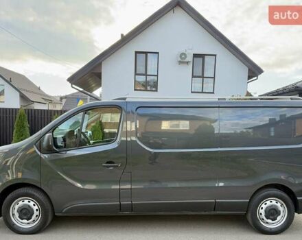 Черный Рено Трафик, объемом двигателя 2 л и пробегом 81 тыс. км за 27900 $, фото 1 на Automoto.ua