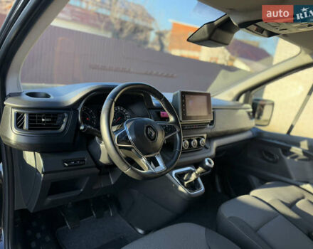 Черный Рено Трафик, объемом двигателя 2 л и пробегом 179 тыс. км за 23450 $, фото 86 на Automoto.ua