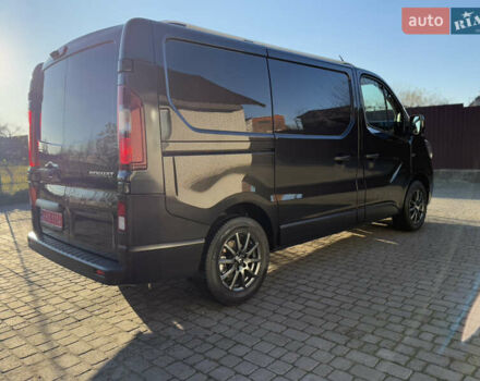 Черный Рено Трафик, объемом двигателя 2 л и пробегом 179 тыс. км за 23450 $, фото 29 на Automoto.ua