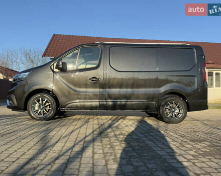 Черный Рено Трафик, объемом двигателя 2 л и пробегом 179 тыс. км за 23450 $, фото 17 на Automoto.ua