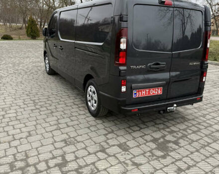 Черный Рено Трафик, объемом двигателя 2 л и пробегом 65 тыс. км за 29900 $, фото 10 на Automoto.ua