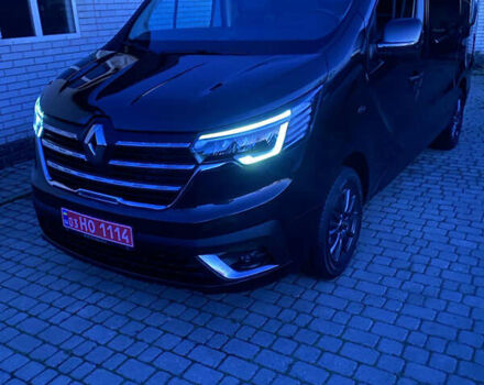 Черный Рено Трафик, объемом двигателя 2 л и пробегом 179 тыс. км за 23450 $, фото 43 на Automoto.ua