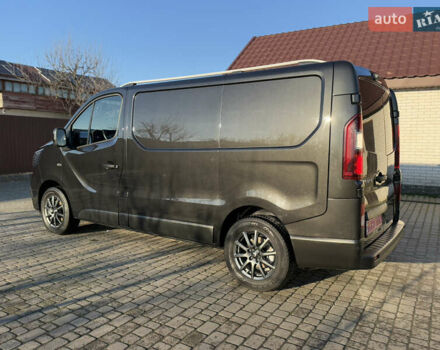 Черный Рено Трафик, объемом двигателя 2 л и пробегом 179 тыс. км за 23450 $, фото 21 на Automoto.ua