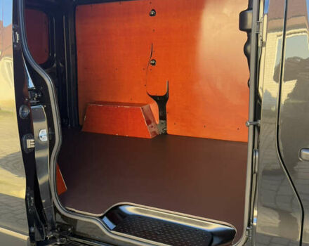 Черный Рено Трафик, объемом двигателя 2 л и пробегом 179 тыс. км за 23450 $, фото 47 на Automoto.ua