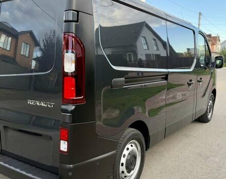 Черный Рено Трафик, объемом двигателя 2 л и пробегом 81 тыс. км за 27900 $, фото 10 на Automoto.ua