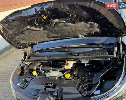 Черный Рено Трафик, объемом двигателя 2 л и пробегом 179 тыс. км за 23450 $, фото 114 на Automoto.ua