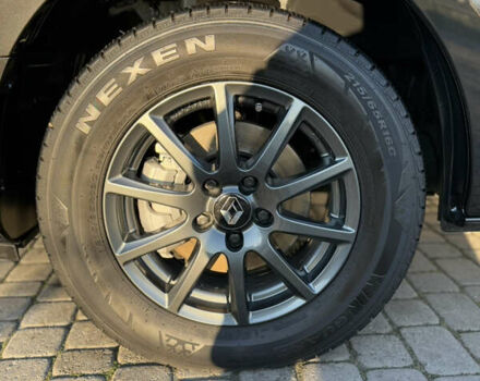 Черный Рено Трафик, объемом двигателя 2 л и пробегом 179 тыс. км за 23450 $, фото 115 на Automoto.ua