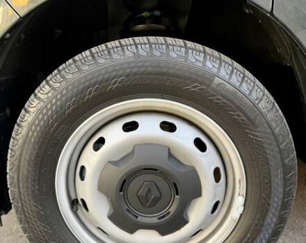 Черный Рено Трафик, объемом двигателя 2 л и пробегом 81 тыс. км за 27900 $, фото 35 на Automoto.ua