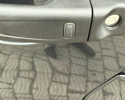 Черный Рено Трафик, объемом двигателя 2 л и пробегом 65 тыс. км за 29900 $, фото 51 на Automoto.ua