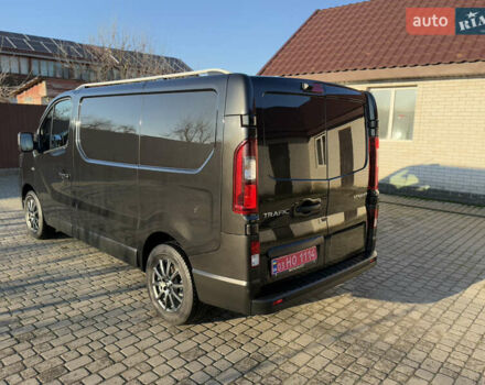 Черный Рено Трафик, объемом двигателя 2 л и пробегом 179 тыс. км за 23450 $, фото 22 на Automoto.ua