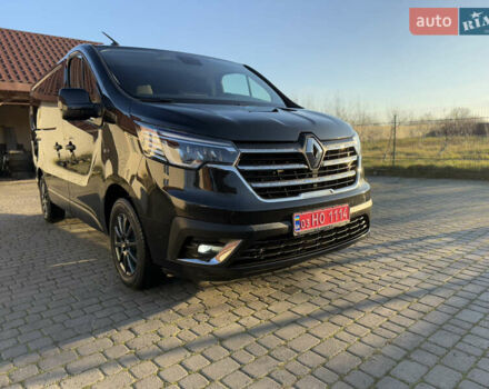 Черный Рено Трафик, объемом двигателя 2 л и пробегом 179 тыс. км за 23450 $, фото 131 на Automoto.ua