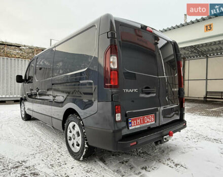 Черный Рено Трафик, объемом двигателя 2 л и пробегом 65 тыс. км за 32800 $, фото 10 на Automoto.ua