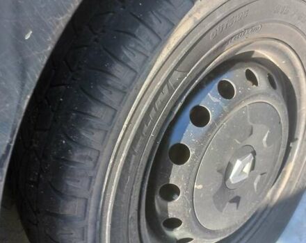 Рено Трафик 2012 в Бахмаче на Automoto.ua Черный Рено Трафик, объемом двигателя 2 л и пробегом 380 тыс. км за 9300 $, фото 10 на Automoto.ua