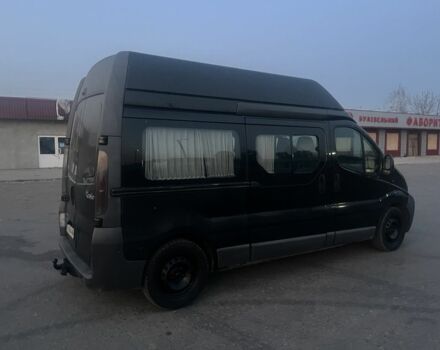 Рено Трафик 2006 в Павлограде на Automoto.ua Черный Рено Трафик, объемом двигателя 2.5 л и пробегом 290 тыс. км за 7999 $, фото 4 на Automoto.ua