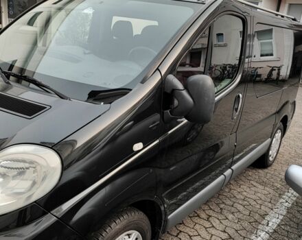 Чорний Рено Трафік, об'ємом двигуна 2 л та пробігом 370 тис. км за 10445 $, фото 3 на Automoto.ua