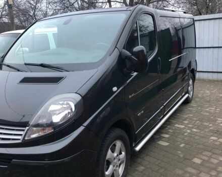 Черный Рено Трафик, объемом двигателя 2 л и пробегом 126 тыс. км за 13700 $, фото 2 на Automoto.ua