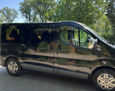 Черный Рено Трафик, объемом двигателя 1.87 л и пробегом 305 тыс. км за 5500 $, фото 5 на Automoto.ua