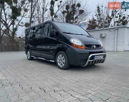 Черный Рено Трафик, объемом двигателя 1.9 л и пробегом 286 тыс. км за 7250 $, фото 4 на Automoto.ua