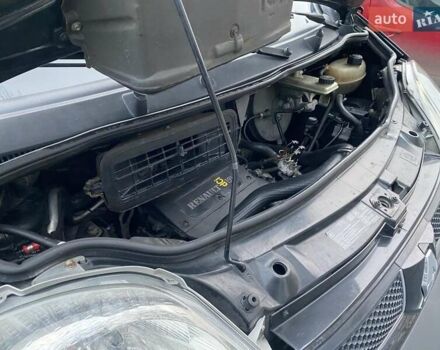 Черный Рено Трафик, объемом двигателя 1.9 л и пробегом 286 тыс. км за 7250 $, фото 79 на Automoto.ua