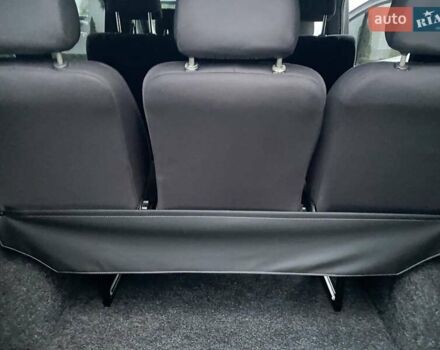 Черный Рено Трафик, объемом двигателя 1.9 л и пробегом 286 тыс. км за 7250 $, фото 73 на Automoto.ua