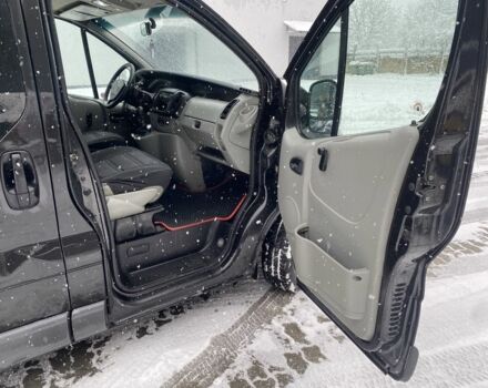 Черный Рено Трафик, объемом двигателя 1.9 л и пробегом 500 тыс. км за 5700 $, фото 11 на Automoto.ua