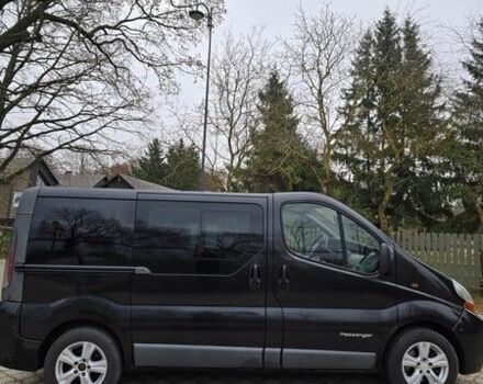 Черный Рено Трафик, объемом двигателя 1.9 л и пробегом 233 тыс. км за 3067 $, фото 4 на Automoto.ua