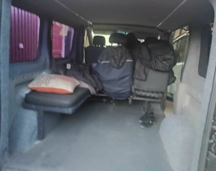 Черный Рено Трафик, объемом двигателя 1.9 л и пробегом 386 тыс. км за 6900 $, фото 5 на Automoto.ua