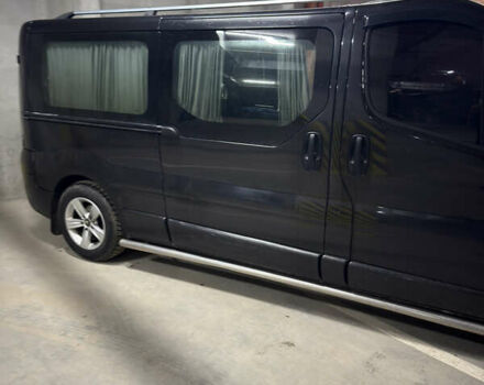 Чорний Рено Трафік, об'ємом двигуна 2.46 л та пробігом 333 тис. км за 8600 $, фото 2 на Automoto.ua