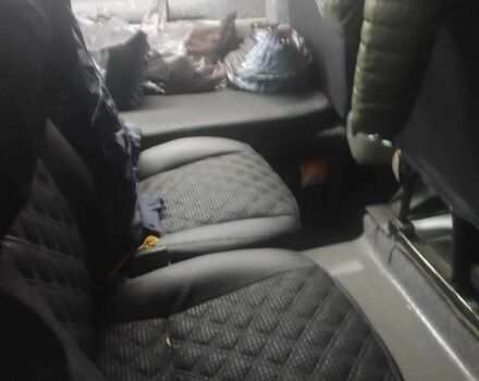 Черный Рено Трафик, объемом двигателя 1.9 л и пробегом 386 тыс. км за 6900 $, фото 4 на Automoto.ua