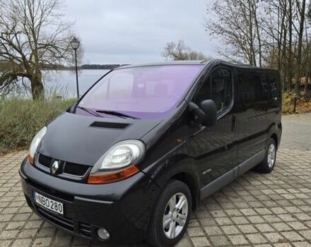 Черный Рено Трафик, объемом двигателя 1.9 л и пробегом 233 тыс. км за 3067 $, фото 3 на Automoto.ua