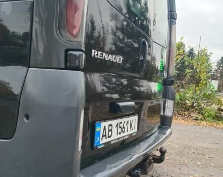 Черный Рено Трафик, объемом двигателя 1.9 л и пробегом 360 тыс. км за 8200 $, фото 5 на Automoto.ua