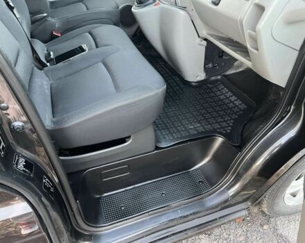 Черный Рено Трафик, объемом двигателя 1.9 л и пробегом 280 тыс. км за 7600 $, фото 12 на Automoto.ua