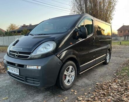 Черный Рено Трафик, объемом двигателя 1.9 л и пробегом 280 тыс. км за 7600 $, фото 4 на Automoto.ua