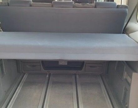 Черный Рено Трафик, объемом двигателя 1.9 л и пробегом 190 тыс. км за 6800 $, фото 21 на Automoto.ua