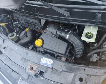 Черный Рено Трафик, объемом двигателя 2.5 л и пробегом 400 тыс. км за 8700 $, фото 7 на Automoto.ua