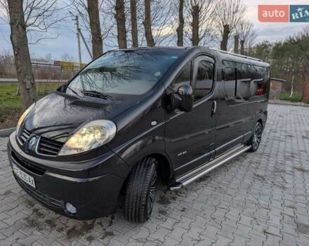 Черный Рено Трафик, объемом двигателя 2.5 л и пробегом 380 тыс. км за 11000 $, фото 2 на Automoto.ua