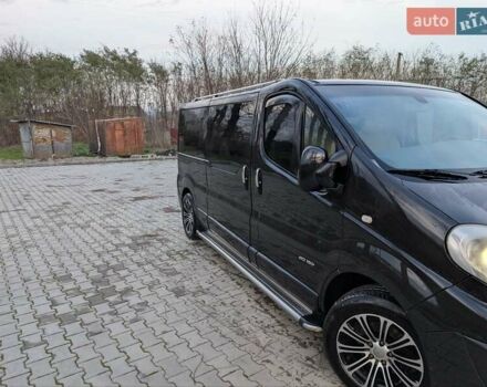 Черный Рено Трафик, объемом двигателя 2.5 л и пробегом 380 тыс. км за 11000 $, фото 1 на Automoto.ua