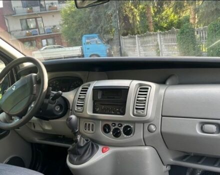 Черный Рено Трафик, объемом двигателя 2 л и пробегом 275 тыс. км за 3500 $, фото 8 на Automoto.ua