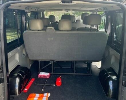 Черный Рено Трафик, объемом двигателя 2 л и пробегом 275 тыс. км за 3500 $, фото 11 на Automoto.ua